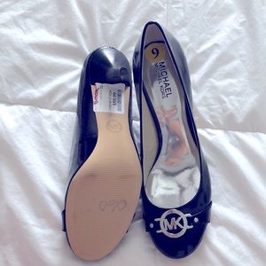Size 9 -MK Pumps